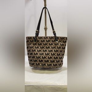 MICHAEL KORS tan and black Jet Set signature bag